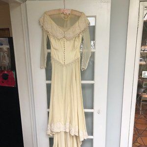 Vintage Silk & Velvet Wedding Dress Pearl & Lace